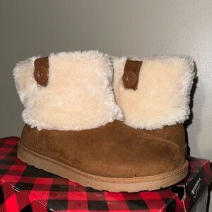 Winter boots